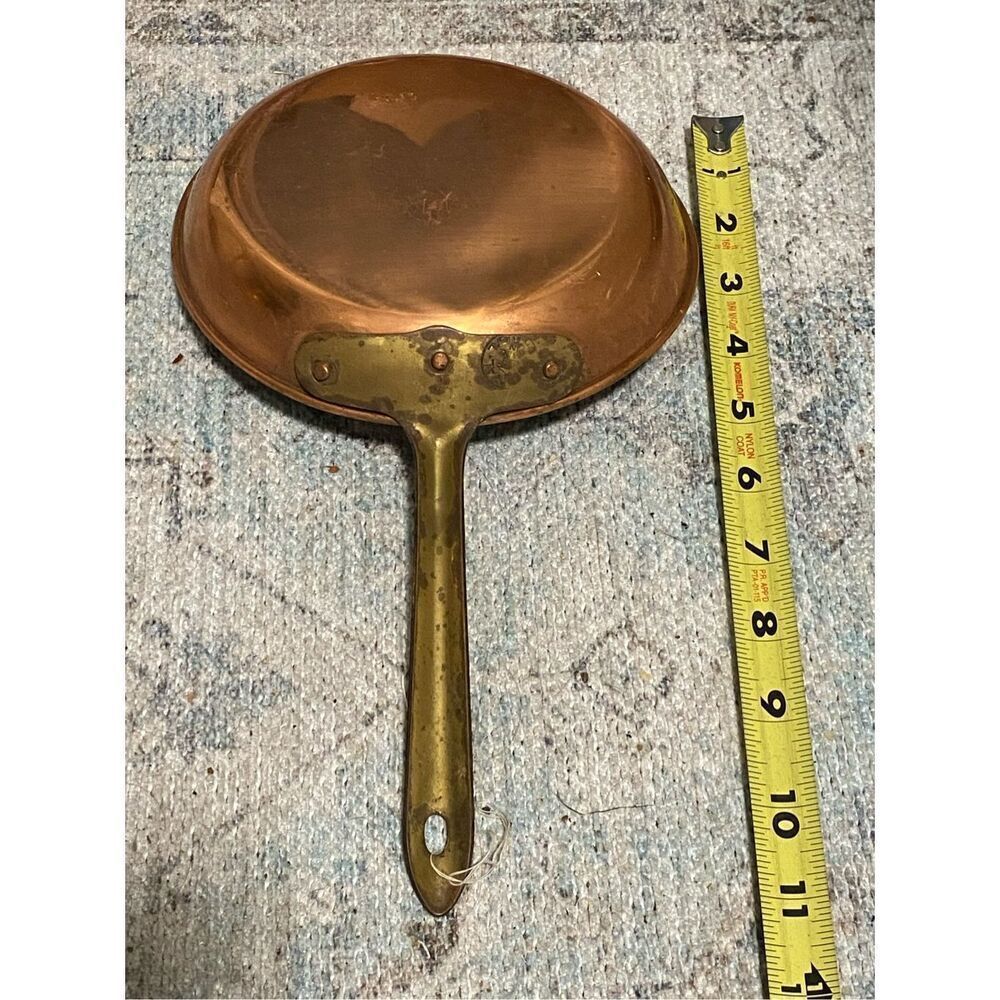 Vintage Copper Kitchen Pepper Shakers Teapot Friyng Pan decor - Picture 3 of 13